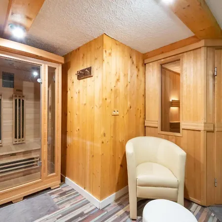 With A Shared Sauna In * Bichlbach
